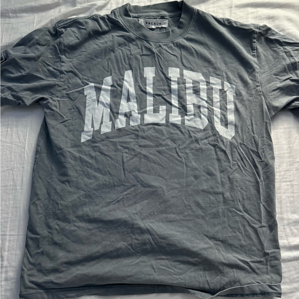 Malibu Pacsun T-shirt Large